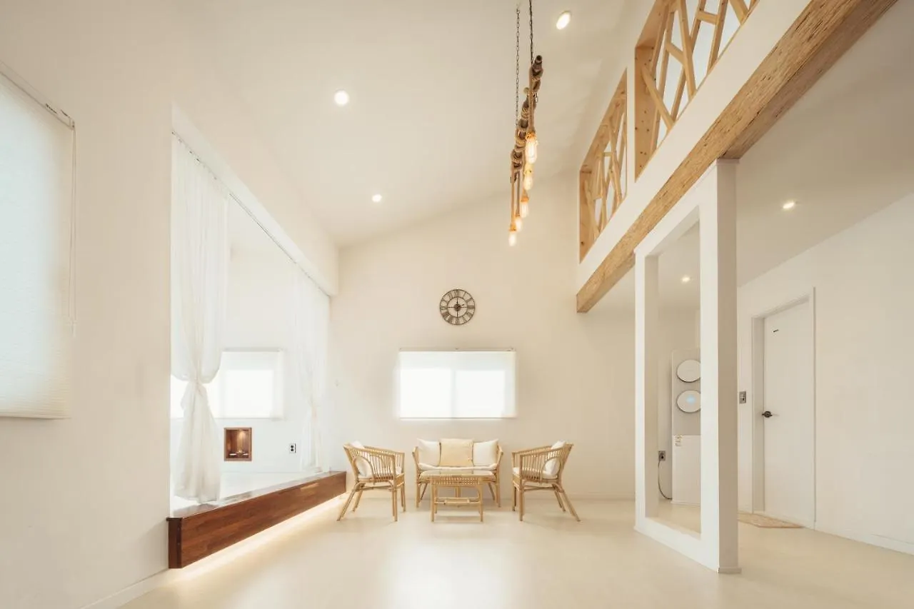 Palm Spa Pool Villa 济州市 0*,  韩国