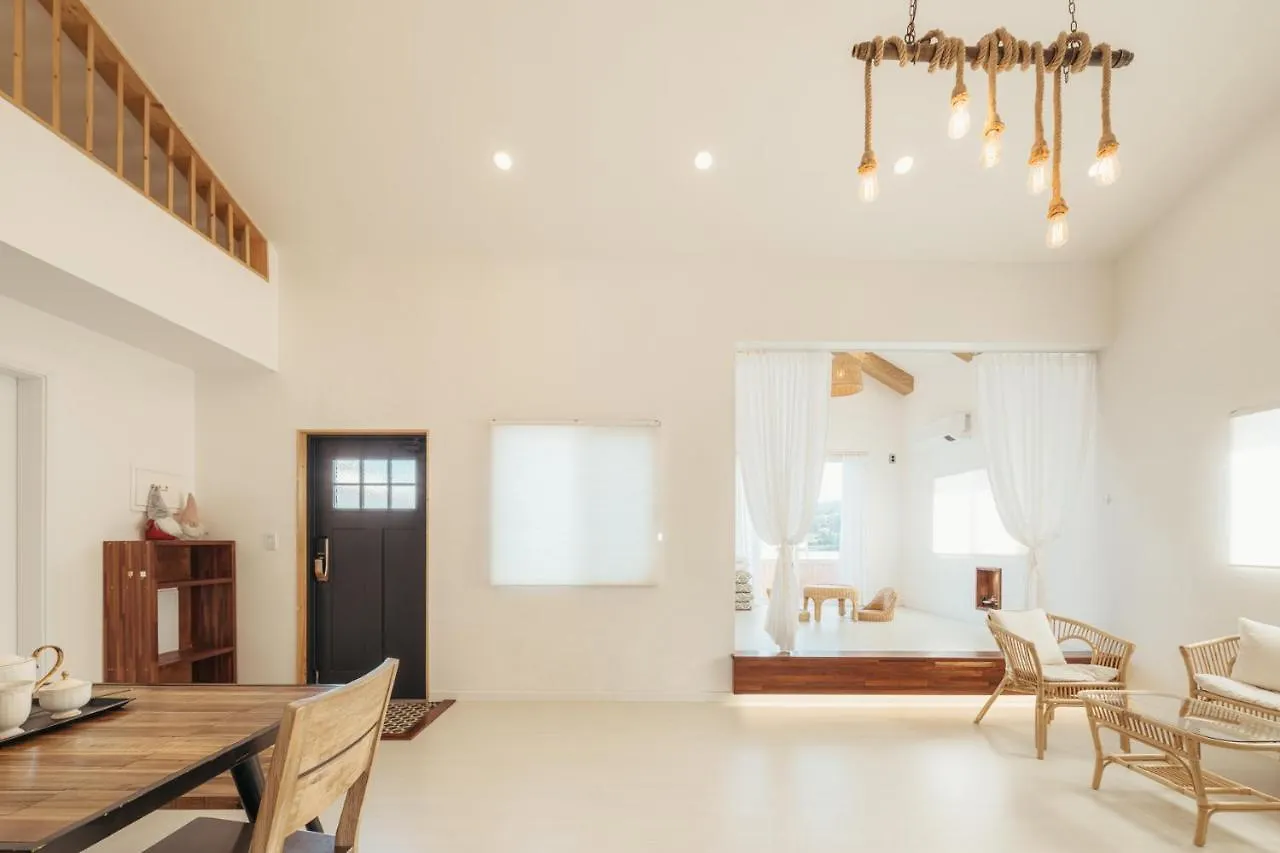 度假居 Palm Spa Pool Villa 济州市